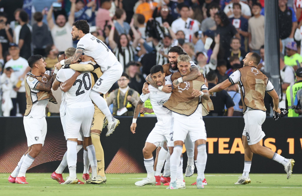 Marlon Freitas diz acreditar em grupo do Botafogo para vitória sobre o Palmeiras Divulgação: Botafogo