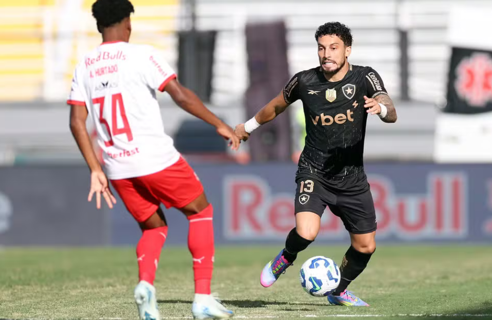 Botafogo tenta quebrar escrita contra Fernando Seabra, técnico do Bragantino Divulgação: Botafogo