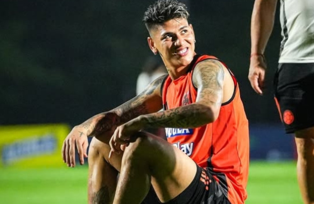 Jorge Carrascal desembarca no Rio nesta quarta para se apresentar ao Flamengo Foto: reprodução