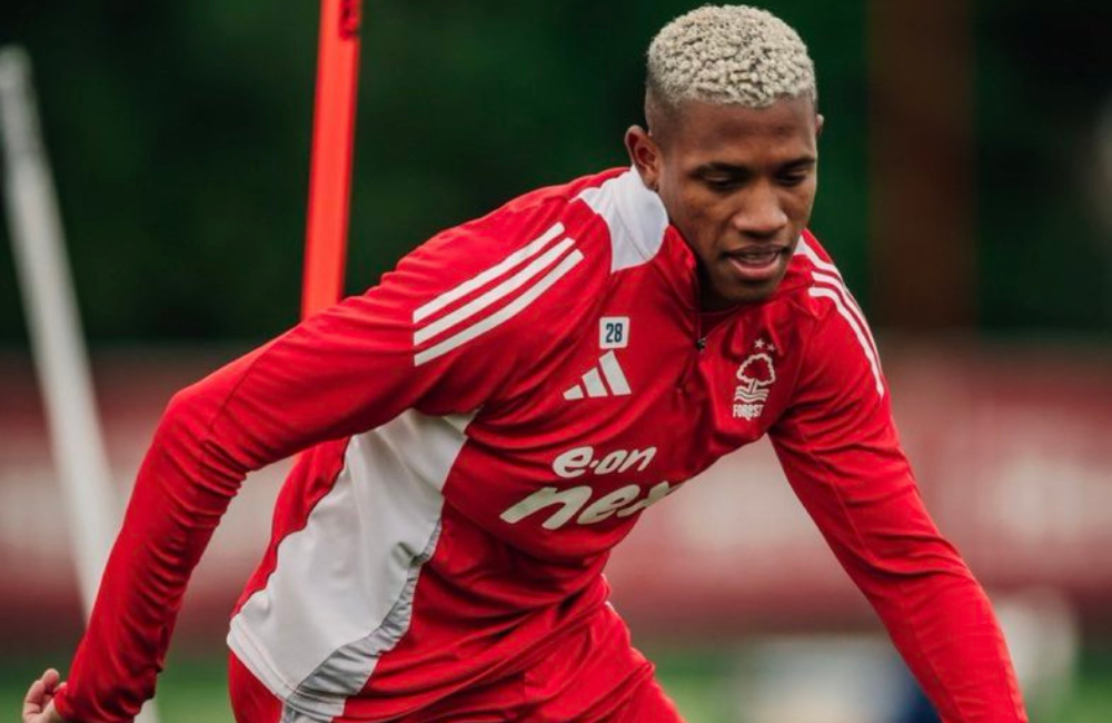 Com saída de Gregore, Botafogo foca em contratação de volante do Nottingham Forest Divulgação: Nottingham Forest