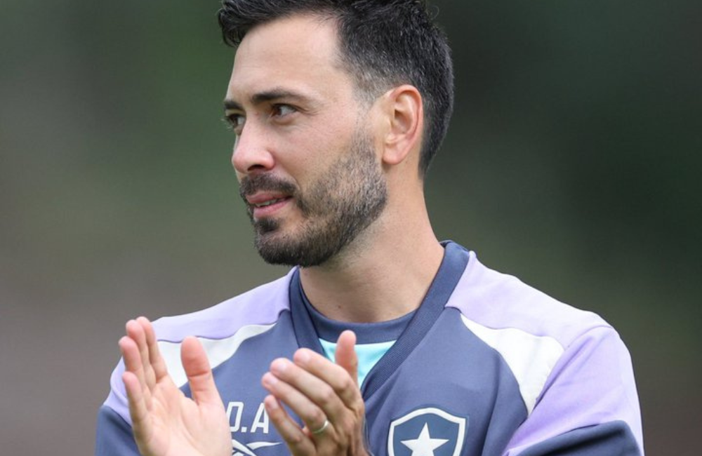 Davide Ancelotti aparece no BID e já pode estrear pelo Botafogo Divulgação: Botafogo