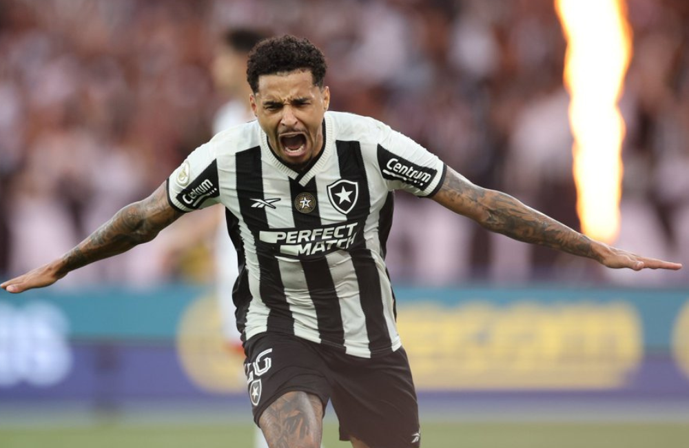 Al-Rayyan avança em negociação para contratar Gregore, do Botafogo Divulgação: Botafogo