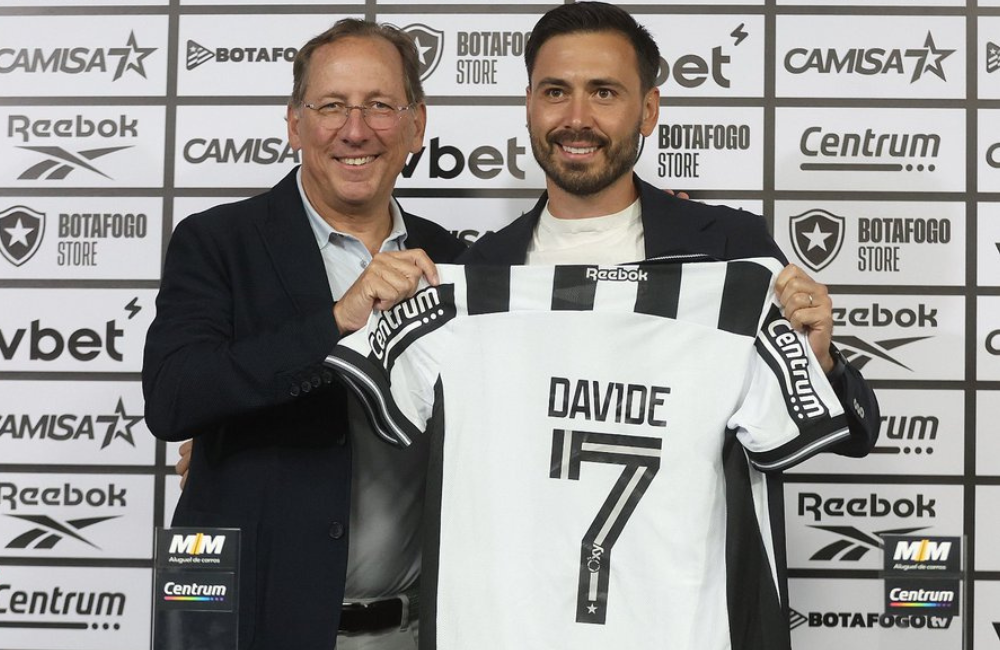 John Textor garante autonomia a Davide Ancelotti no Botafogo Divulgação: Botafogo