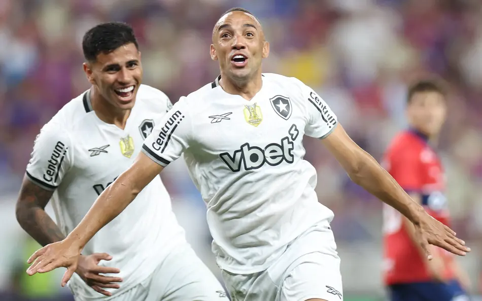 Marçal marcou duas vezes na vitória do Botafogo sobre o Fortaleza (Vítor Silva/Botafogo)