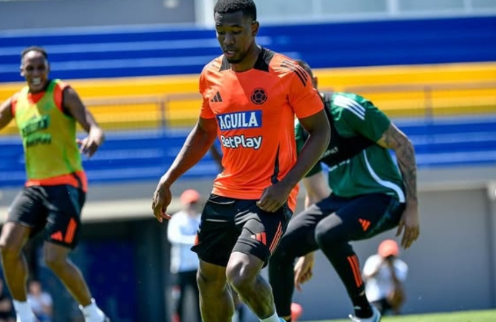 Vasco se aproxima de acerto para contratar Carlos Cuesta Foto: divulgação/Instagram