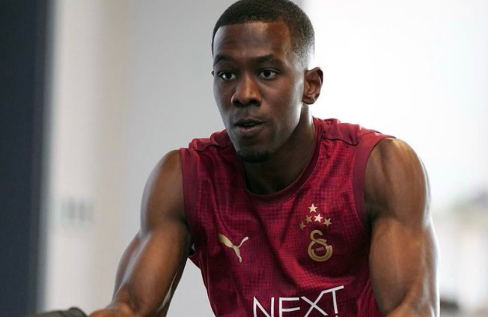 Vasco intensifica negociações para contratar zagueiro do Galatasaray Divulgação: Galatasaray