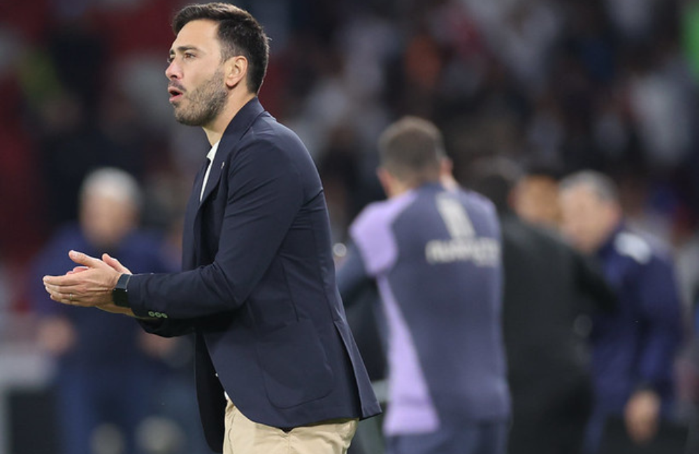 Textor dá respaldo a Davide após eliminação do Botafogo: "juntos venceremos de novo" Divulgação: Vítor Silva/Botafogo