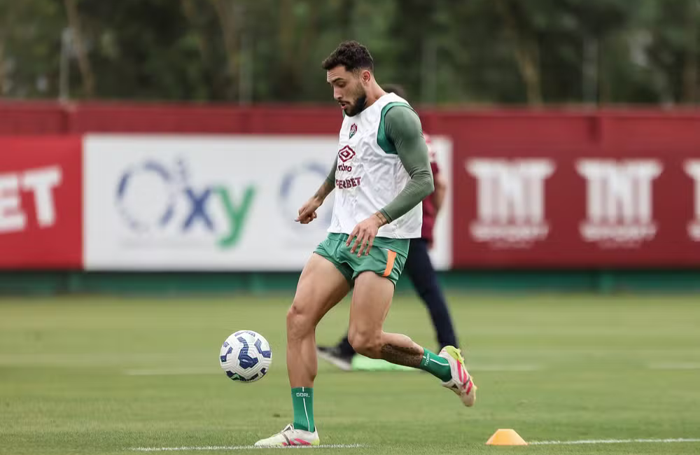 Manoel e Freytes devem formar dupla de zaga do Fluminense contra o Internacional Divulgação: Fluminense
