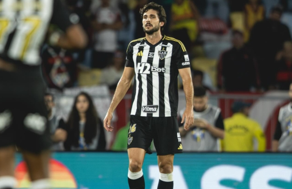 Igor Rabello cita Thiago Silva ao desembarcar no Rio para assinar com o Fluminense Foto: divulgação/Instagram