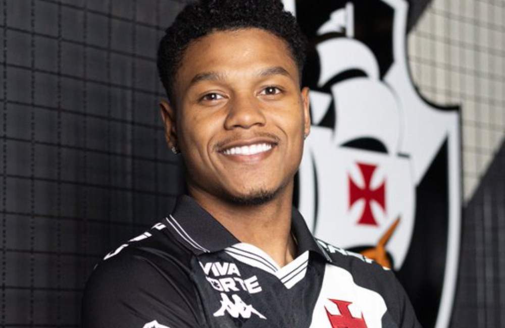 Matheus França é apresentado pelo Vasco e declara: "clube gigante" Divulgação: Matheus Lima/Vasco