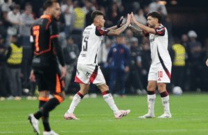 Flamengo x Corinthians: onde assistir ao vivo, horário e prováveis escalações Divulgação: Gilvan de Souza/Flamengo