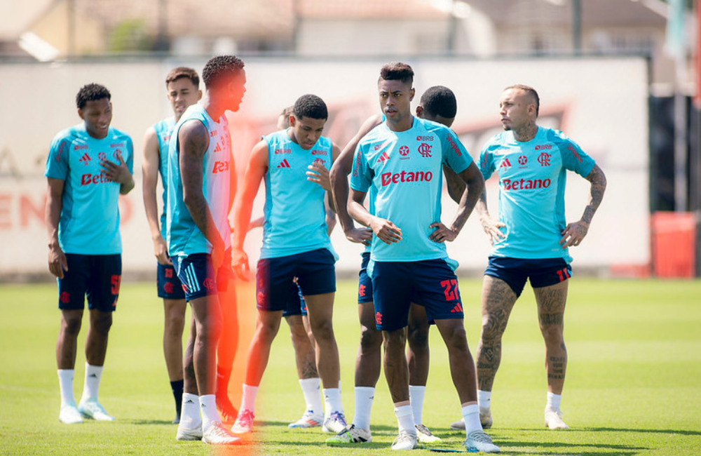 Léo Ortiz e Bruno Henrique voltam ao time do Flamengo para confronto contra o Estudiantes Divulgação: Adriano Fontes/Flamengo