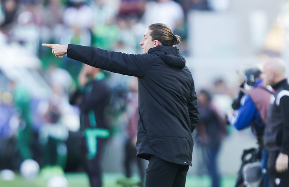 Filipe Luís fala sobre recusa ao Fenerbahçe e explica compromisso com o Flamengo Divulgação: Gilvan de Souza/Flamengo