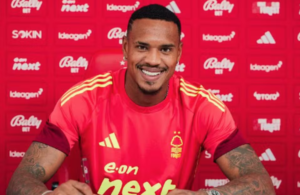 John explica motivo de trocar o Botafogo pelo Forest Divulgação: Nottingham Forest