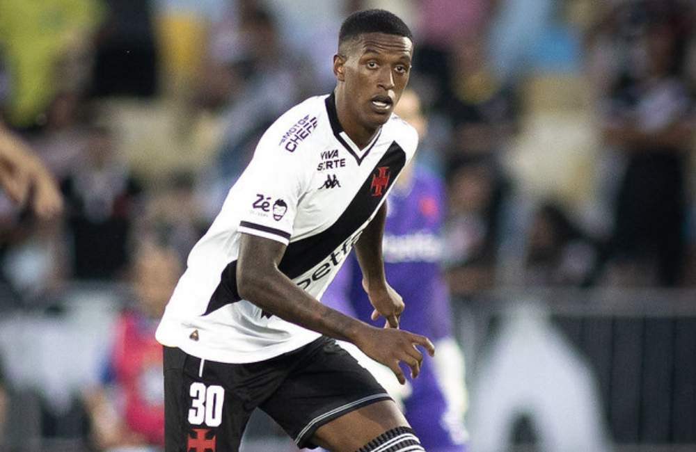 Sem Robert Renan, Vasco deve ter nona dupla de zaga diferente na temporada Divulgação: Matheus Lima/Vasco