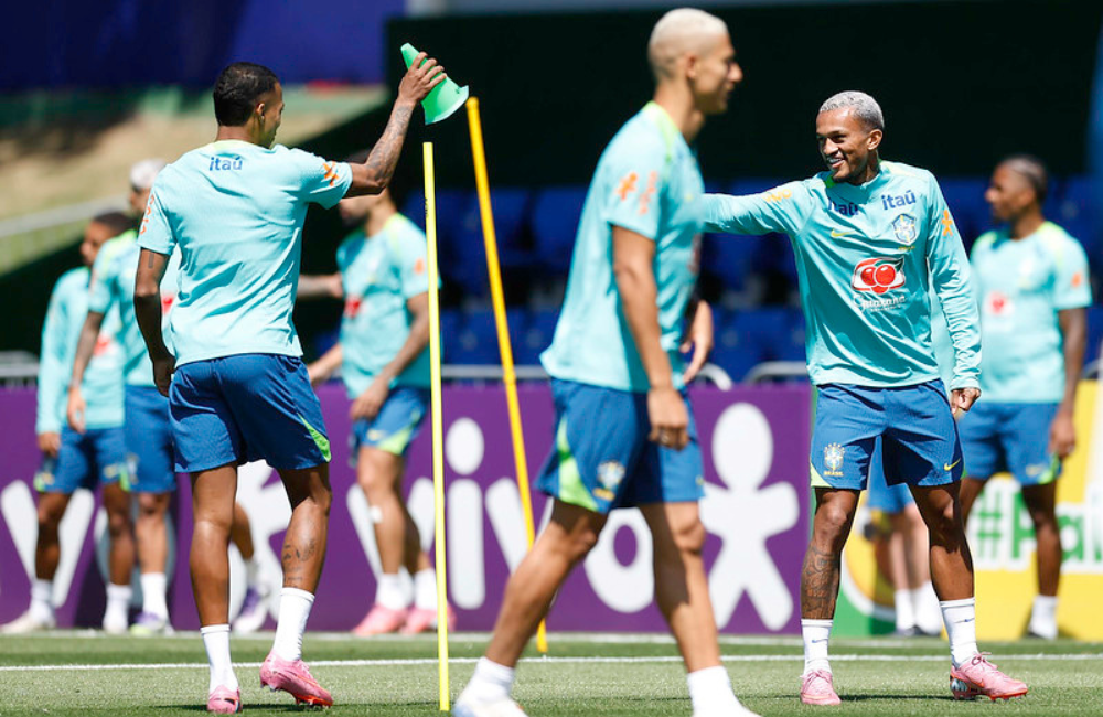 Seleção terá quatro atacantes contra o Chile - entenda Divulgação: Rafael Ribeiro/CBF