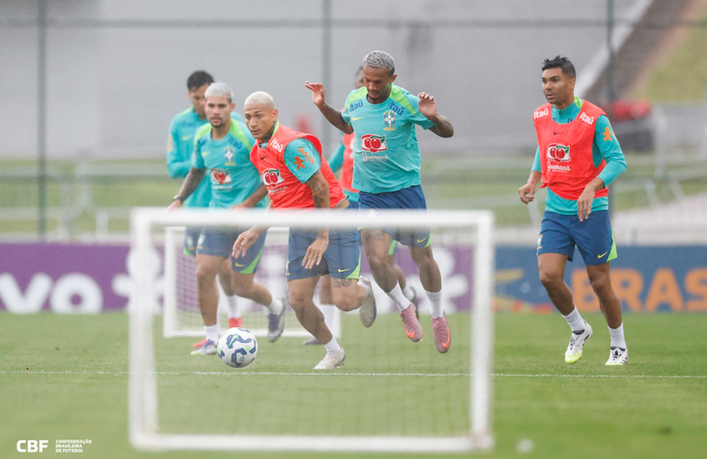 Com elenco completo, Ancelotti inicia preparação da seleção para confronto contra o Chile Divulgação: Rafael Ribeiro/CF