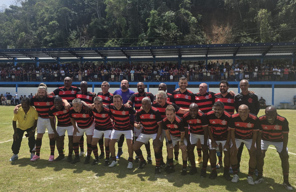 FlaMaster goleia Amigos de Mendes em jogo festivo Divulgação: FlaMaster