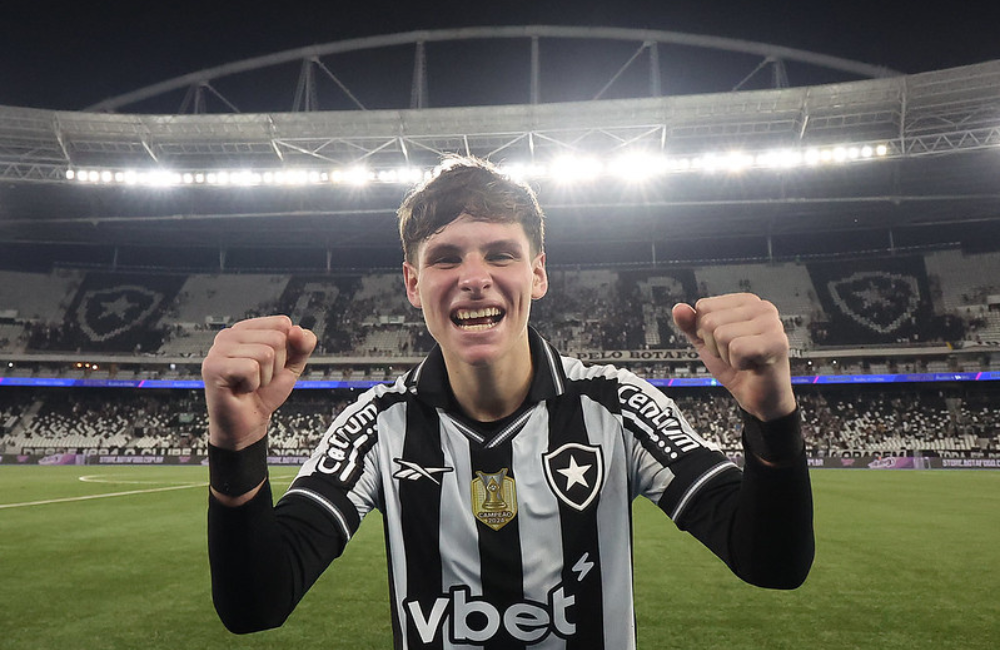 Montoro fratura a clavícula e desfalca o Botafogo pelo restante da temporada Divulgação: Vítor Silva/Botafogo