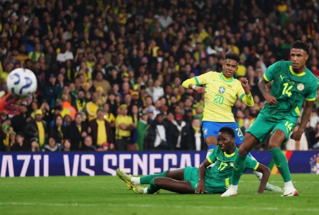 Brasil joga bem e vence Senegal
