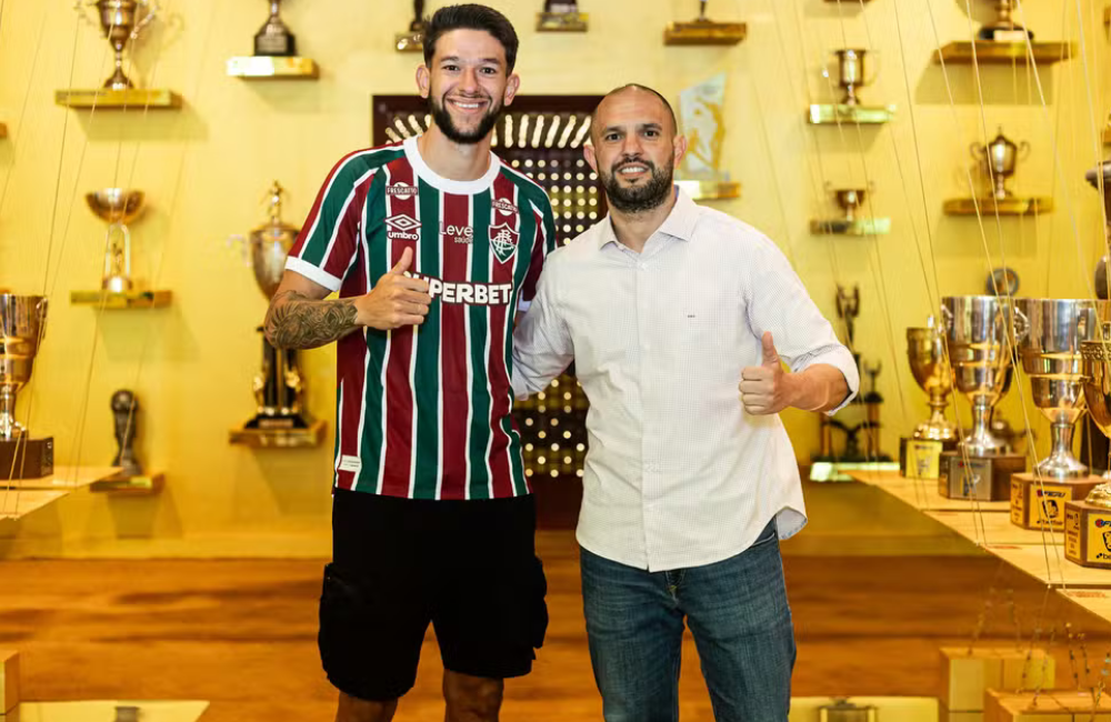 Fluminense anuncia contratação de Jemmes: "Espero representar a torcida" Divulgação: Fluminense