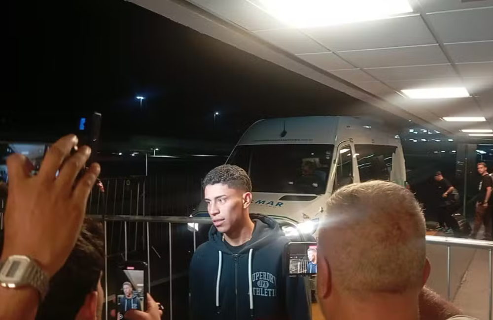 Johan Rojas comemora chegada ao Vasco e destaca: "Passo importante na carreira" Divulgação: Thales Lara